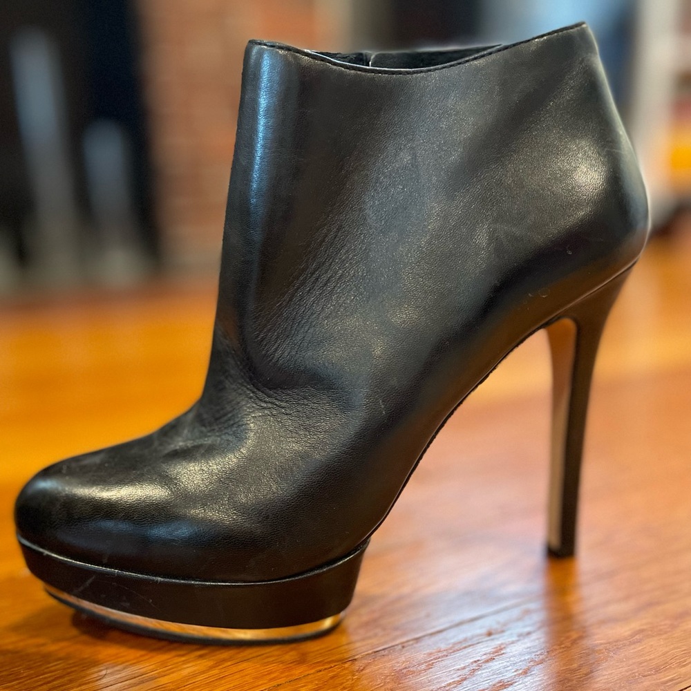 Vince Camuto Heels